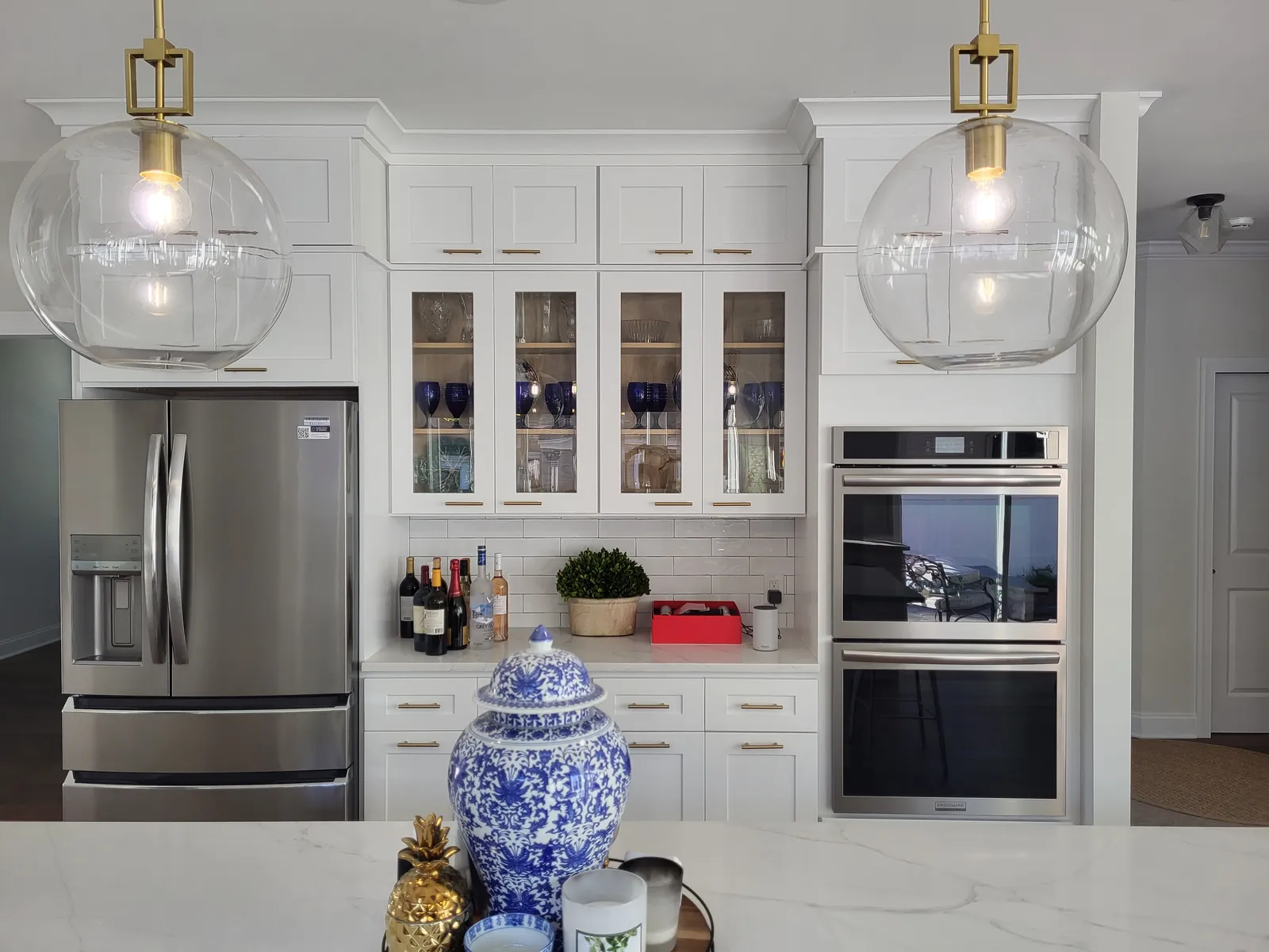 Glass front hutch wall in the same kitchen